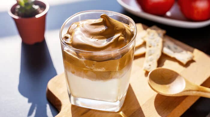 Cách làm cafe dalgona – cafe từ hàn quốc siêu hot hiện nay